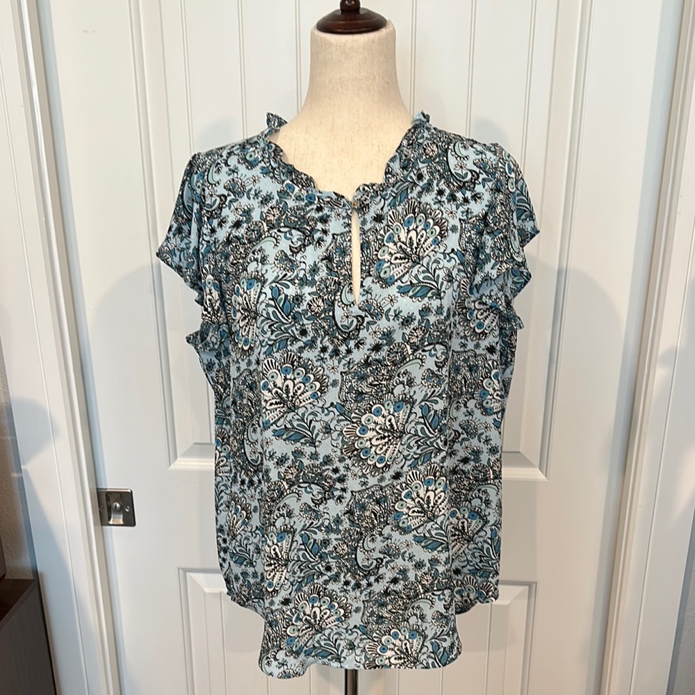 LOFT Blue/Black Ruffled Short Sleeve Blouse with Front Keyhole